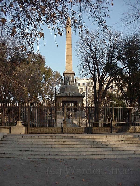 Obelisk War Memorial.jpg